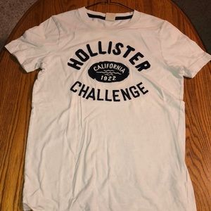 Hollister t shirt
